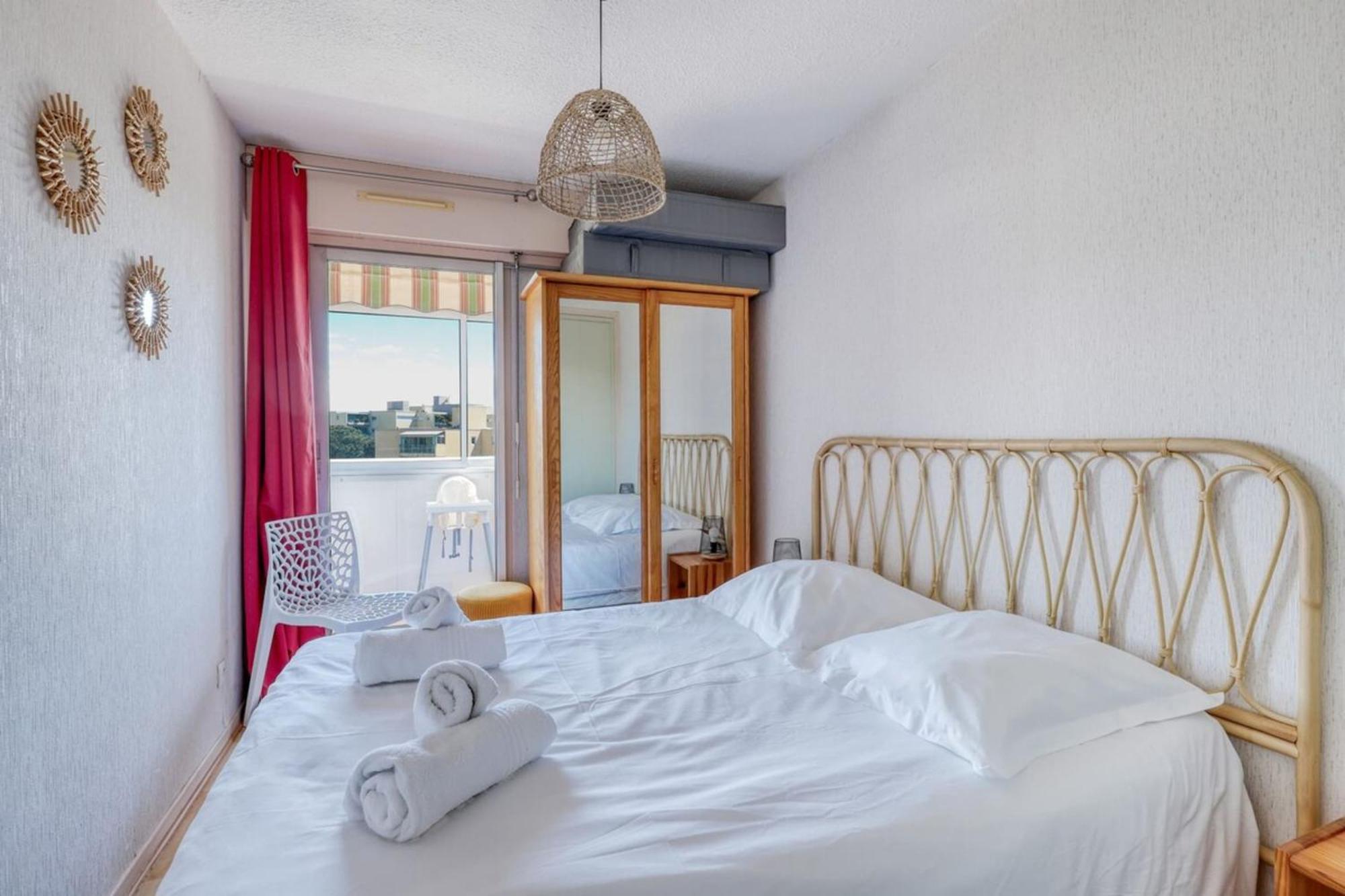 T2 600 M From The Beach! Air-Conditioned Le Lavandou Kültér fotó